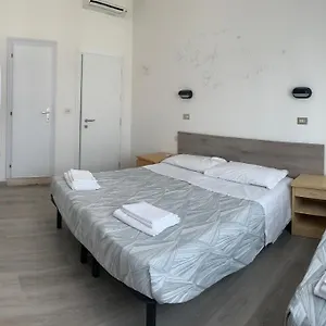 2* Отель Laika
